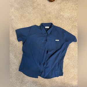 Columbia Women’s Navy Short-Sleeve Button Shirt